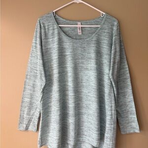 LuLaRoe Blue/Green Relaxed 3/4 Sleeve Tunic